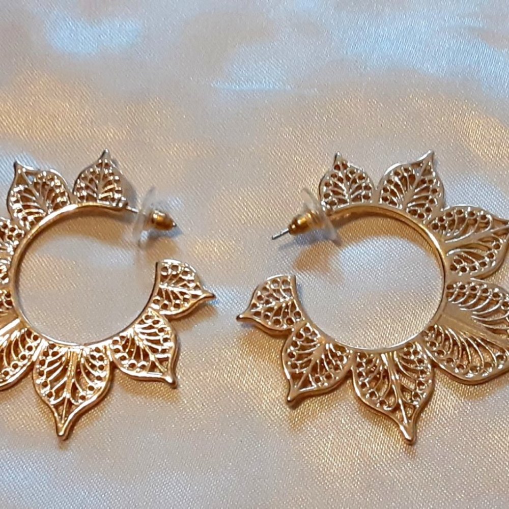 Gold Filigree Hoops